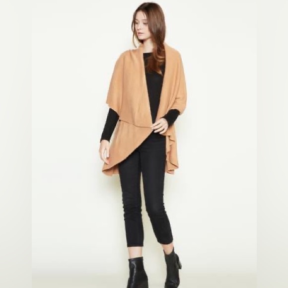 Shawl Sweater Vest - Picture 4 of 12